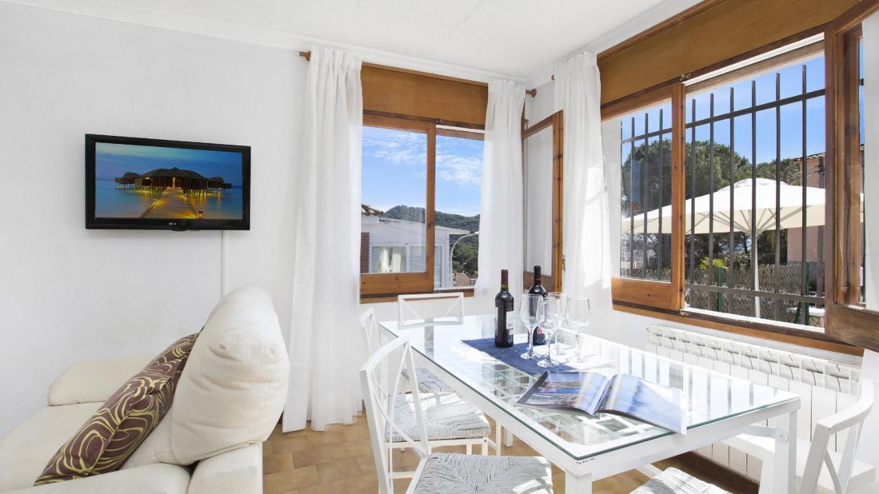 Villa Tensi Blanes Bagian luar foto