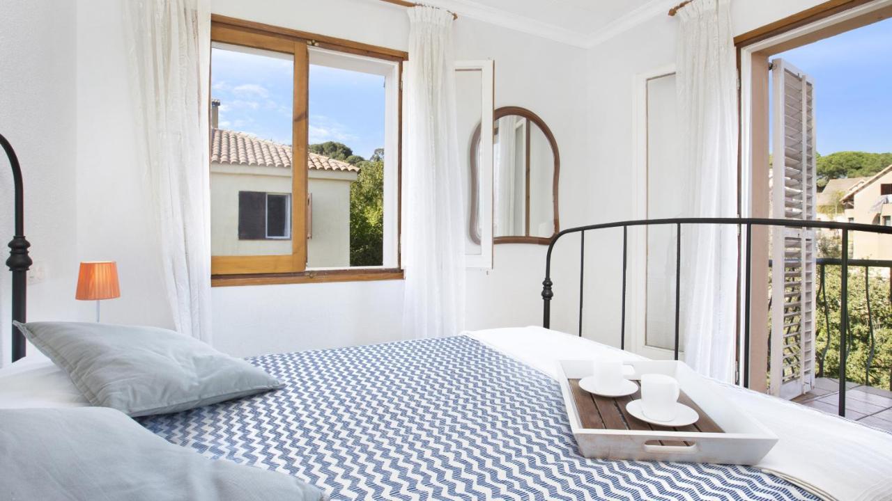 Villa Tensi Blanes Bagian luar foto